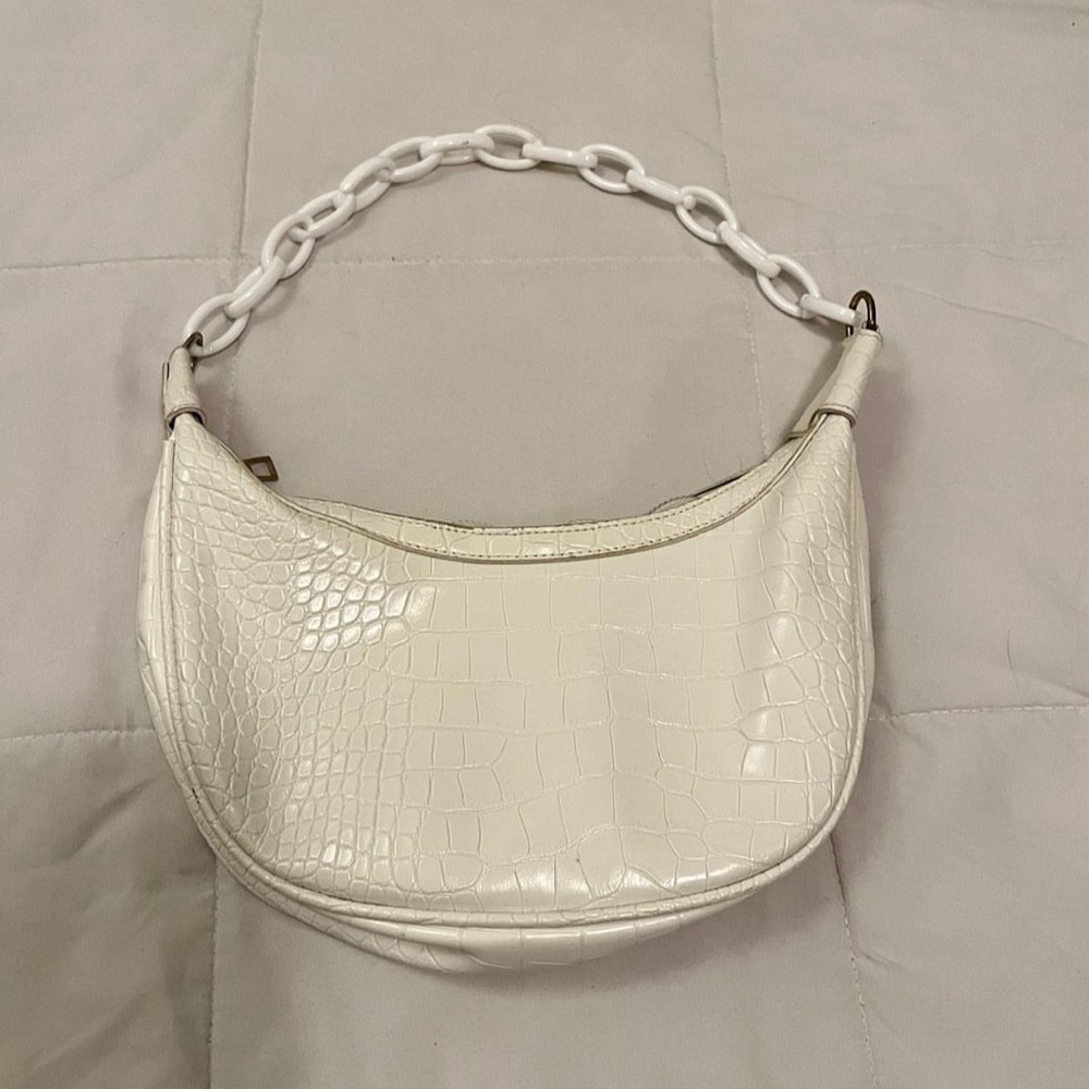 white chain purse